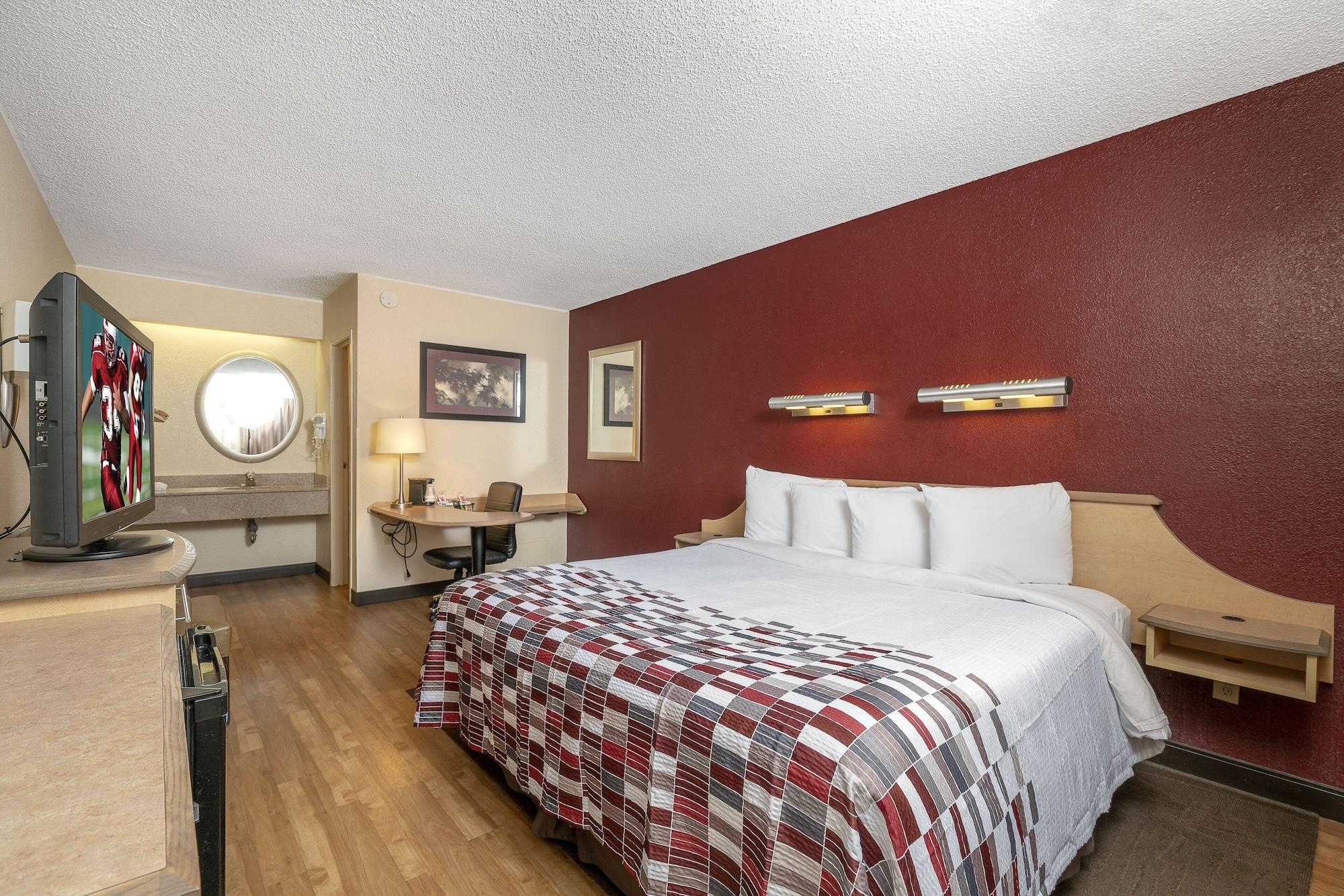 Red Roof Inn Philadelphia - Oxford Valley Langhorne Bagian luar foto